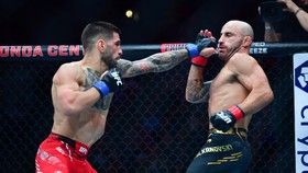 Topuria Serang Balik Khabib soal Lawan Ideal Makhachev di UFC