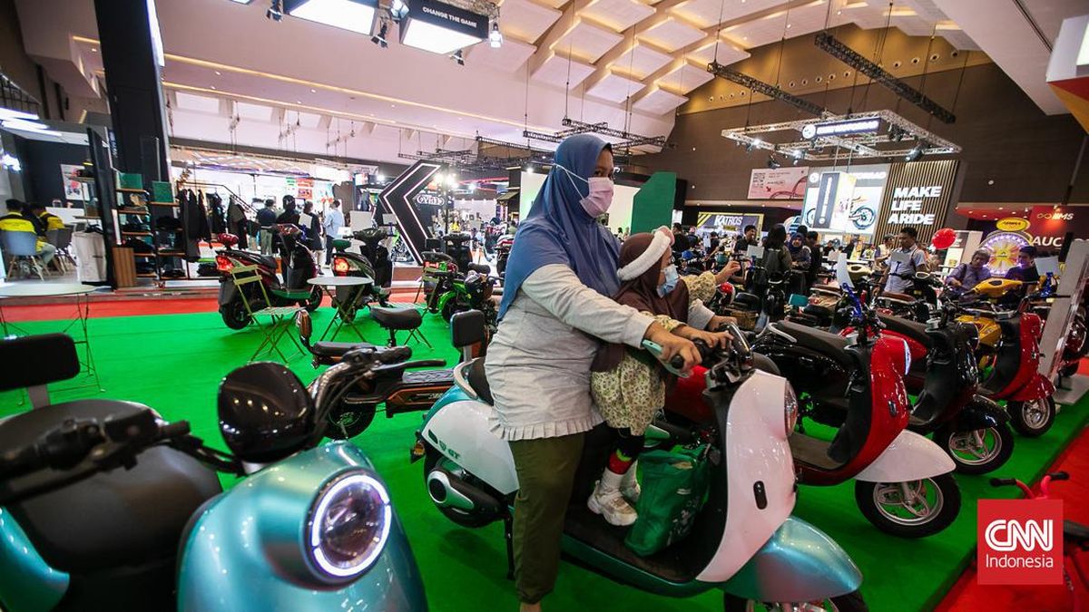 Penjualan Motor Listrik Cuma 11 Ribu Unit, Jauh dari Target 2025