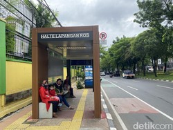 Senangnya Warga Usai Halte Lapangan Ros Direvitalisasi: Dulu Sering Bocor