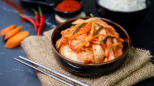 Perut kembung bikin orang pilih-pilih makanan atau enggan makan karena takut makin tidak nyaman. Padahal ada makanan yang bisa meredakan kembung.
