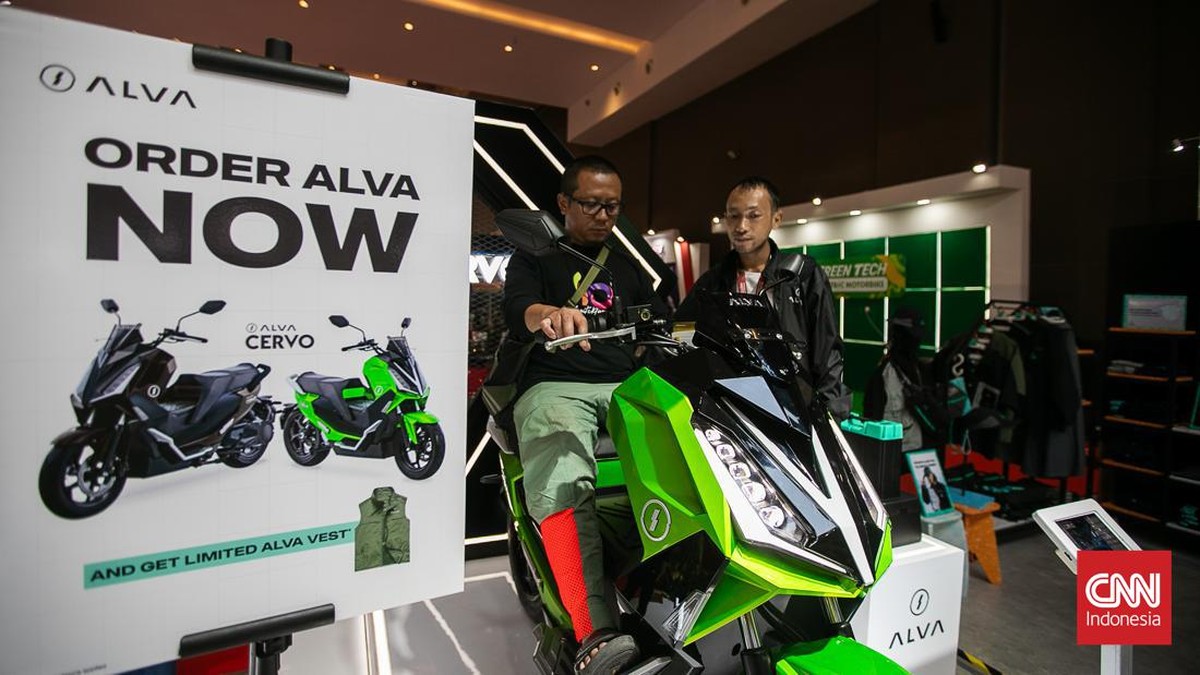 FOTO: Motor Listrik ALVA One XP Meluncur di IIMS 2024