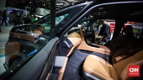 Astra Antisipasi Serbuan Mobil Listrik China