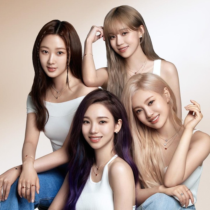 <p>Bertajuk<em> SYNK: Parallel Line</em>, konser ini yang akan berlangsung di pertengahan tahun 2024. Nantinya, Karina bersama Giselle, Winter, dan Ningning akan tampil di 19 kota berbeda di Asia dan Australia. (Foto: Instagram aespa-official)<br /><br /><br /></p>