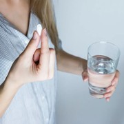 Bisa Sebabkan Efek Samping, 4 Makanan  dan Minuman Ini Tak Boleh Dikonsumsi Setelah Minum Obat