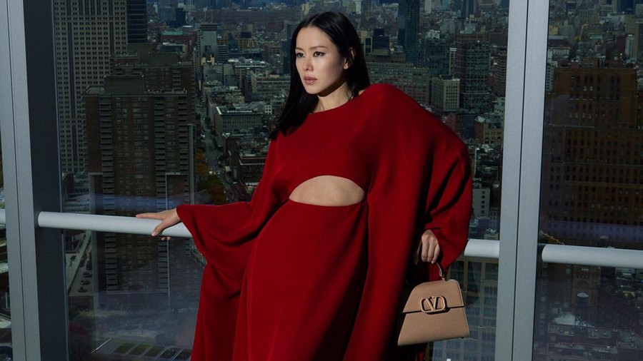 Gaya badass Son Ye Jin dalam campaign global Valentino L’École Spring/Summer 2024
