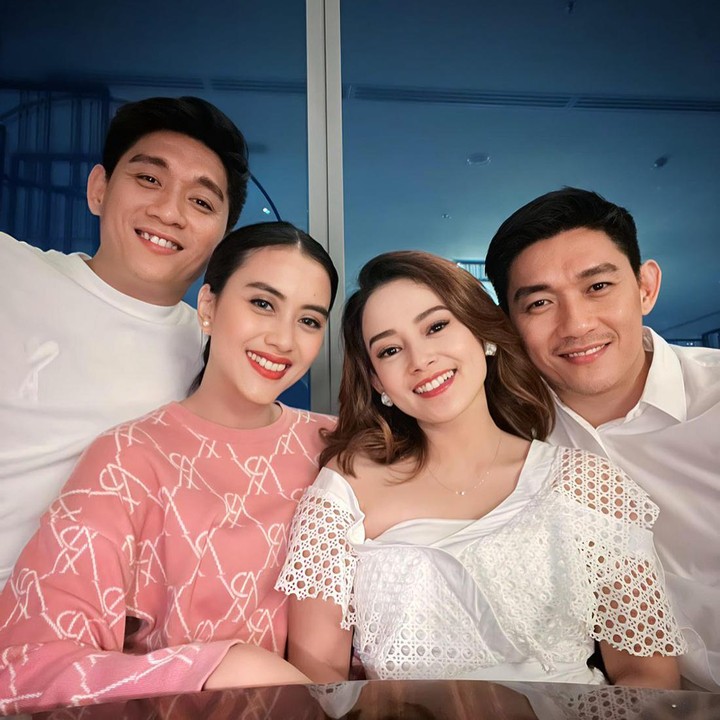 <p>Saudara kembar yang satu ini sering membuat publik bingung karena sangat mirip. Ifan Seventeen memiliki saudara kembar bernama Riedhan. Keduanya juga sudah memiliki istri cantik, yaitu Citra Monica dan Cynthia Wijaya. (Foto: Instagram @ifanseventeen)</p>