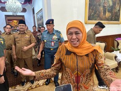 Jawaban Khofifah Soal Keponakannya di Ambang Lolos DPD RI dari Jatim