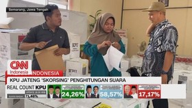 VIDEO: KPU Jateng 'Skorsing' Penghitungan Suara