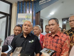 Menkop UKM Sebut Tanah Abang Sepi Pembeli Gegara Banjir Impor