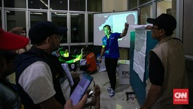 FOTO: Rekapitulasi Penghitungan Suara Manual di Tingkat Kecamatan