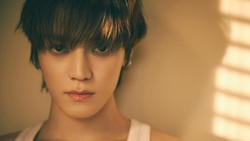 Taeyong NCT Suguhkan Dua Sisi Cinta lewat Lagu 'Moon Tour' dan 'Ups & Downs'