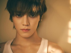Taeyong NCT Suguhkan Dua Sisi Cinta lewat Lagu 'Moon Tour' dan 'Ups & Downs'