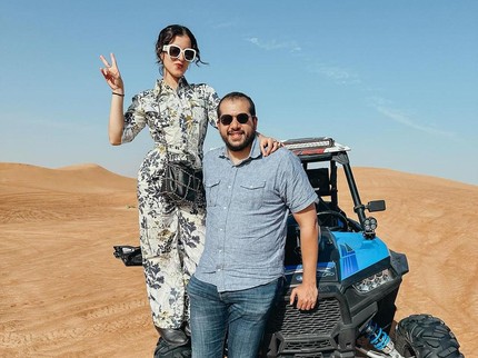 7 Potret Tasya Farasya Dapat Surprise dari Suami Rayakan 6 Th Menikah, Liburan ke Dubai