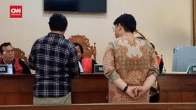 VIDEO: Mediasi Gagal, Gugatan Almas ke Gibran Berlanjut ke Sidang