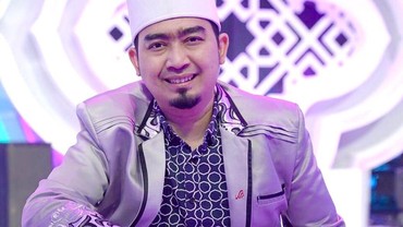 Ustaz Solmed Rela Rumah Rp80 Miliar Miliknya Dijual