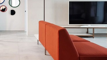 img-title Estetik Abis! Intip 6 Penampakan Asrama Para Personel NewJeans yang Modern Minimalis