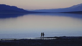 FOTO: Panorama Danau Purba Muncul Lagi di Lembah Death Valley