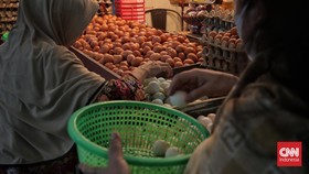 FOTO: Lonjakan Harga Telur di Tengah Hiruk Pikuk Pilpres 2024