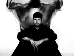 James Blake Kritik Layanan Streaming, Label dan Media Sosial