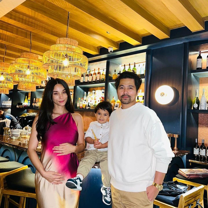 <p>Kehamilan tak menghalangi  ini untuk beraktivitas. Ia tampak aktif berkegiatan bersama sang suami dan anak tercinta. Kita doakan semoga kehamilan kedua Vanessa berjalan lancar ya, Bunda. (Foto: Instagram: @vanessaaiskandar)</p>