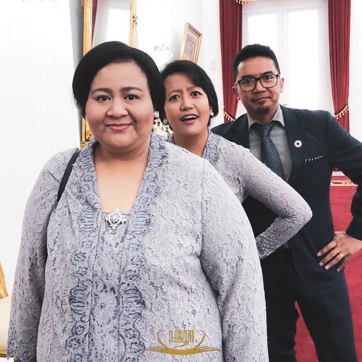 <p>Para putri sultan juga kerap memperlihatkan kasih sayang mereka terhadap satu sama lain lewat unggahan manis di media sosial. Seperti ketika GKR Hayu mengucapkan selamat ulang tahun kepada sang kakak, GKR Maduretno. "Selamat ulang tahun Mbak @gkr.maduretno semoga sehat dan bahagia dari adik-adikmu yang paling oke ini," ucap Hayu. (Foto: Instagram @gkrhayu)</p>