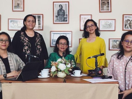 7 Potret Kerukunan Para Putri Keraton, Bak Bestie Bersama Adik Kakak