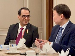 RI & Singapura Bahas Kerja Sama Pembangunan Kilang Pengganti Avtur