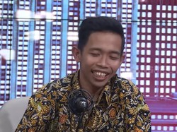 Dede Sunandar Gagal Nyaleg Sampai Jual Kendaraan, Kini Nikmati Kerja Restoran