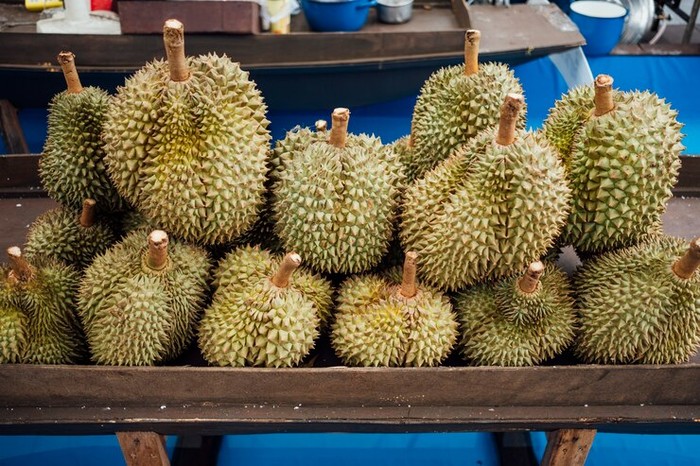 Tips Memilih Durian yang Enak, Manis, dan Berdaging Tebal