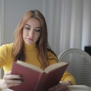 Top 3 Rekomendasi Buku yang Akan Mengubah Kehidupanmu, Wajib Dibaca Sekali Seumur Hidup!