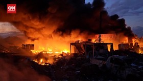 VIDEO: Serangan Israel Hantam Gudang Senjata Lebanon, 14 Orang Luka