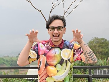 img-title Vincent Rompies Ungkap Gaya Parenting ke Anak dalam Urusan Ibadah