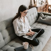Nggak Selamanya Enak, Ini 3 Kekurangan Work From Home