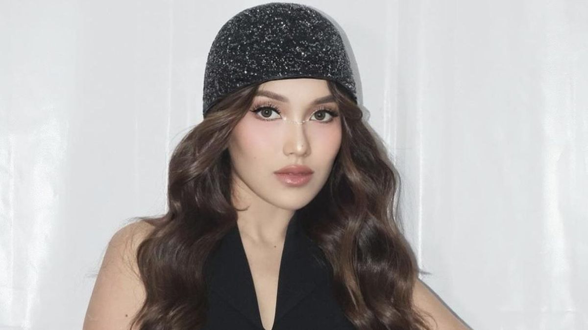 Ayu Ting Ting Dikabarkan Punya Pacar Baru, Siapa Dia?
