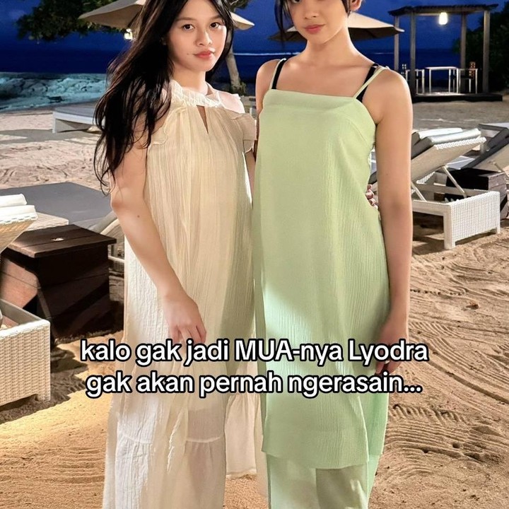 <p>Bekerja bareng selebriti memang memberi beragam benefit, Bunda. Salah satunya seperti yang diceritakan oleh MUA penyanyi Lyodra Ginting, Fauzia Hanum. Beberapa waktu yang lalu, ia membagikan pengalaman saat ikut mendampingi sang penyanyi ke acara besar di Korea. "Momen throwback 2022 Asian Artist Award bersama @Lyodra Ginting #lyodra #sangdewi #newjeans #hanseohee #parkminyoung #kimseonho #seoinguk," tulisnya di caption postigan TikTok. (Foto: TikTok fauziaahanum)<br /><br /><br /></p>