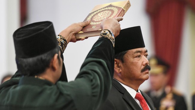 Menko Polhukam Marsekal Purn. Hadi Tjahjanto bakal memprioritaskan masalah kerugian negara akibat kasus Bantuan Likuiditas Bank Indonesia (BLBI).