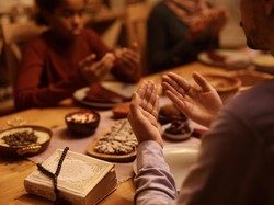 Unik, 7 Tradisi Ramadan Warga Arab Ini Tak Dijumpai di Indonesia