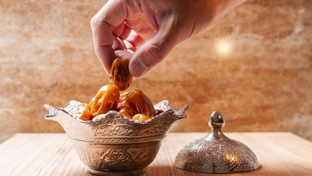 Jadwal Buka Puasa Hari Ini Jumat 6 Maret 2026