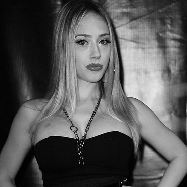 Bintang Film Dewasa Kagney Linn Karter Bunuh Diri, Diduga Alami Tekanan Mental