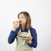 Ternyata Makan Pakai Tangan Bisa Cegah Kenaikan Berat Badan, Ini Sederet Manfaat Lainnya!