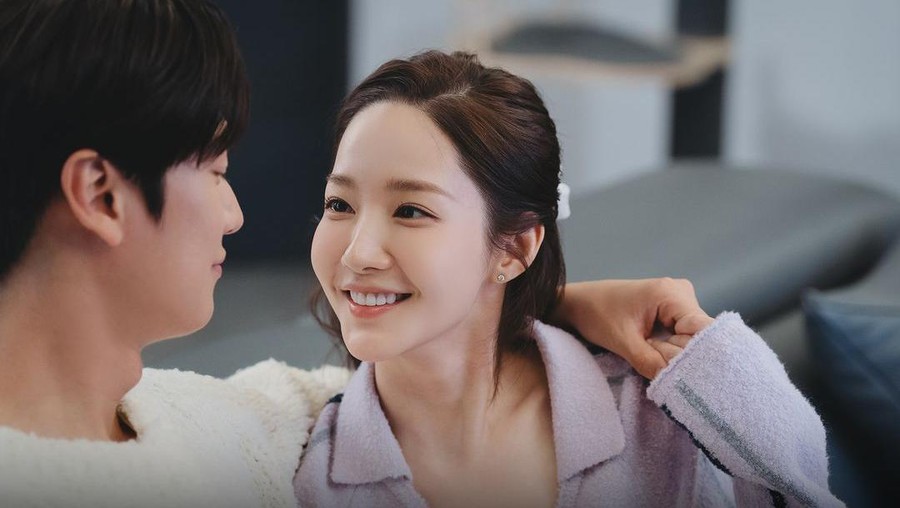 Adegan dalam Korea Marry My Husband.