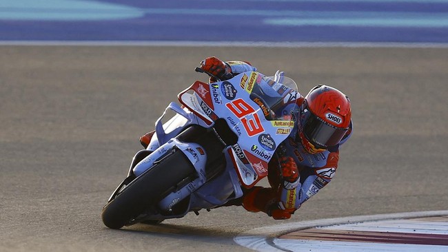 Pembalap Gresini Racing Marc Marquez akan memulai balapan dari posisi pertama setelah jadi yang tercepat pada kualifikasi MotoGP Spanyol.
