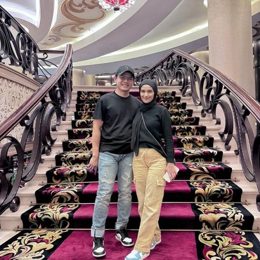 Rumah Tangga Dikhawatirkan, Nadya Mustika Minta Doa