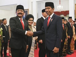 Jokowi soal Menko Polhukam Hadi: Dulu Panglima, Saya Kira Sangat Siap