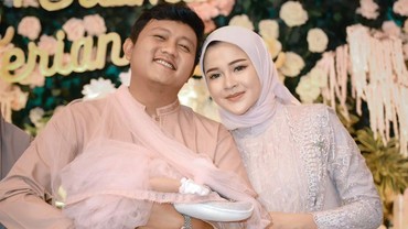img-title Berbincang dengan Ayah Denny Caknan, Adab Bella Bonita Jadi Sorotan