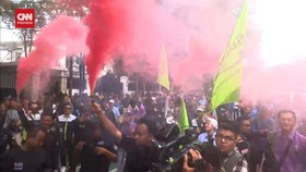 VIDEO: KPU Kembali Didemo, Massa Ancam Gelar Aksi Besar