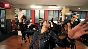 VIDEO: Konser Dadakan The Changcuters di Ruang Redaksi CNN Indonesia