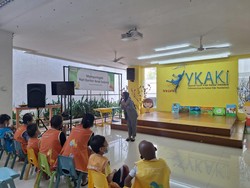 Peringati Hari Kanker Anak Sedunia, Alfamart Gaet Pendongeng ke YKAKI
