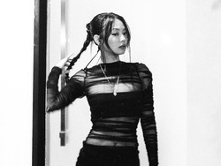 Permintaan Maaf Jennie BLACKPINK Usai Kepergok Merokok di Dalam Ruangan