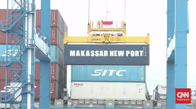 Presiden Joko Widodo (Jokowi) menuturkan akan meningkatkan dana investasi untuk Makassar New Port (MNP) hingga Rp10 triliun.